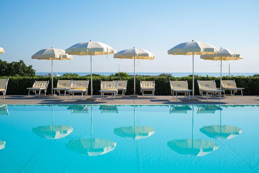 Torre Guaceto Greenblu Resort Спеккьолла Экстерьер фото